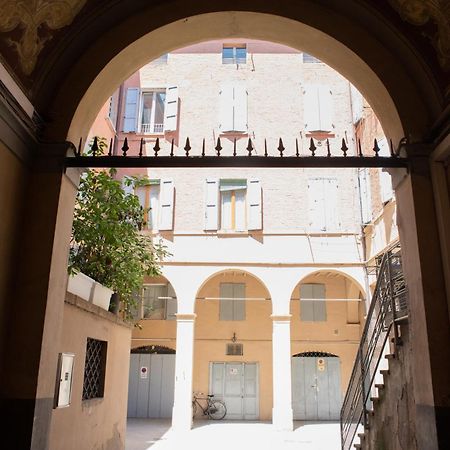 Maison La Pomposa Modena Exterior photo